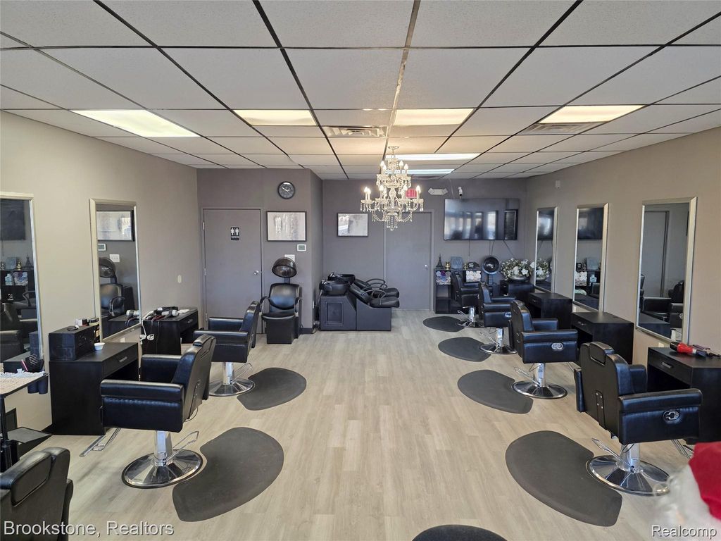 34857 Mound Rd, Sterling Heights city