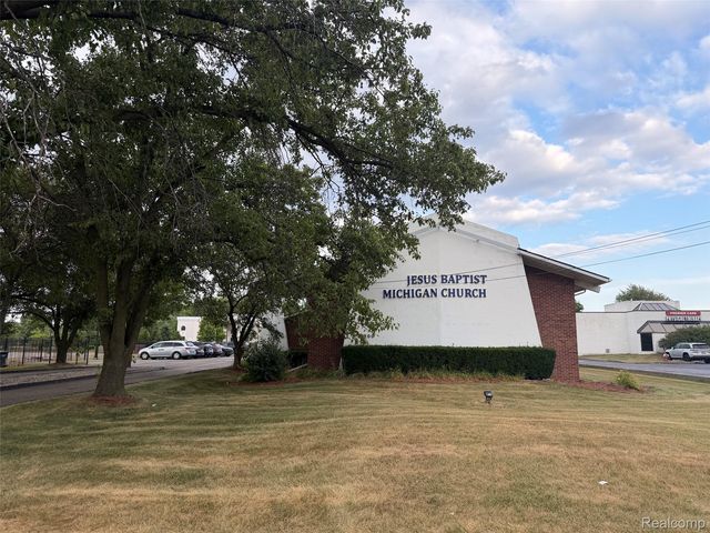 33300 Dequindre Road, Sterling Heights