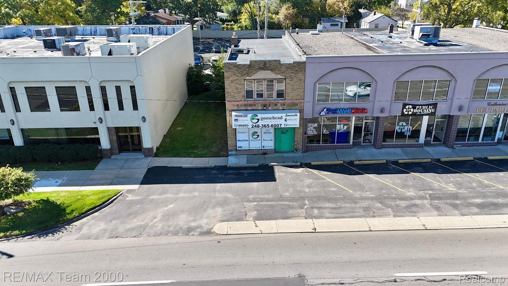 30333 Woodward Avenue, Royal Oak city