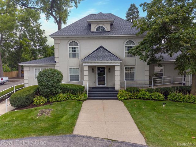 3080 Dixie Highway, Waterford