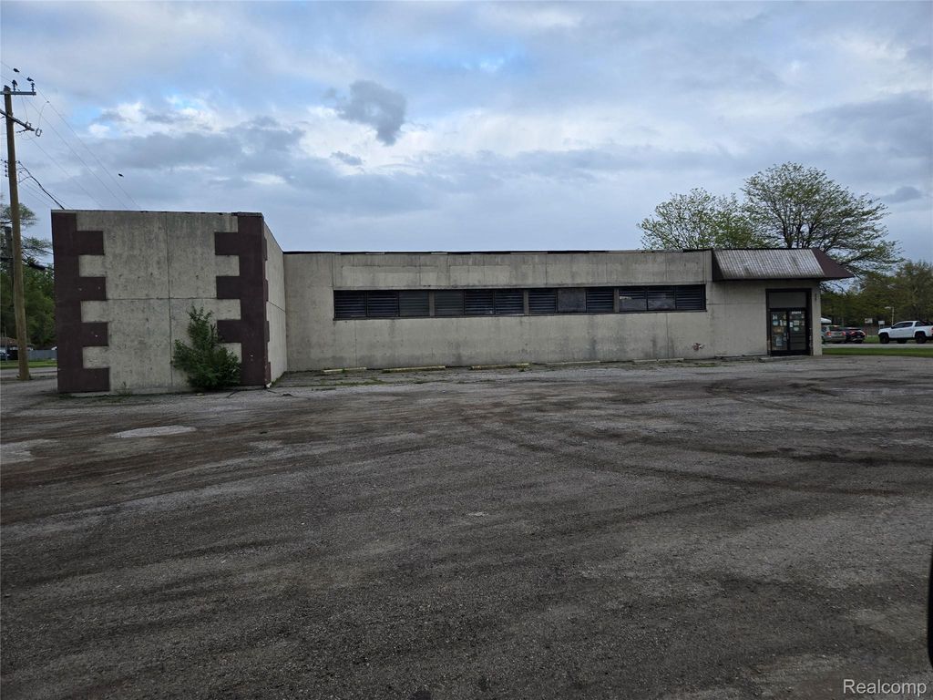 25814 Ecorse Road, Taylor city