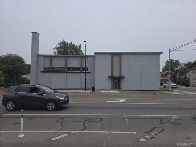 15760 E Warren Avenue, Detroit