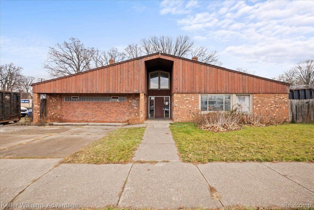 17300 Burgess, Detroit city