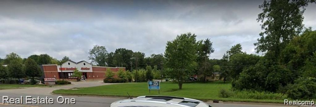 7795 M-59 Road, White Lake charter township