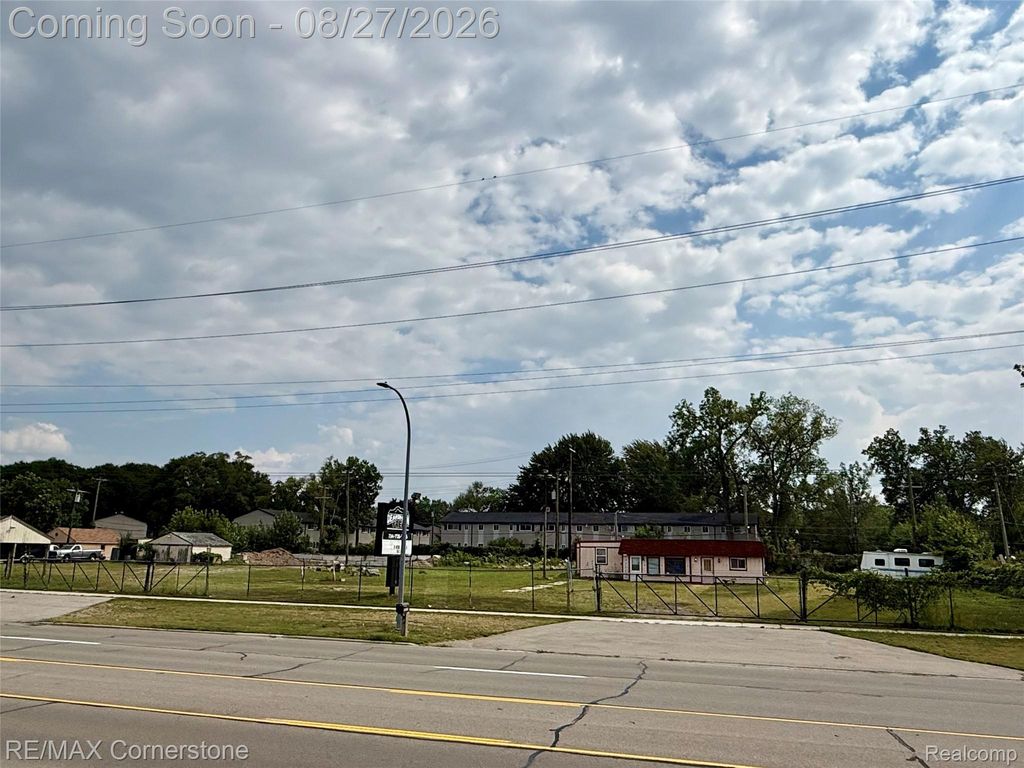 32593 Cherry Hill Road, Westland city