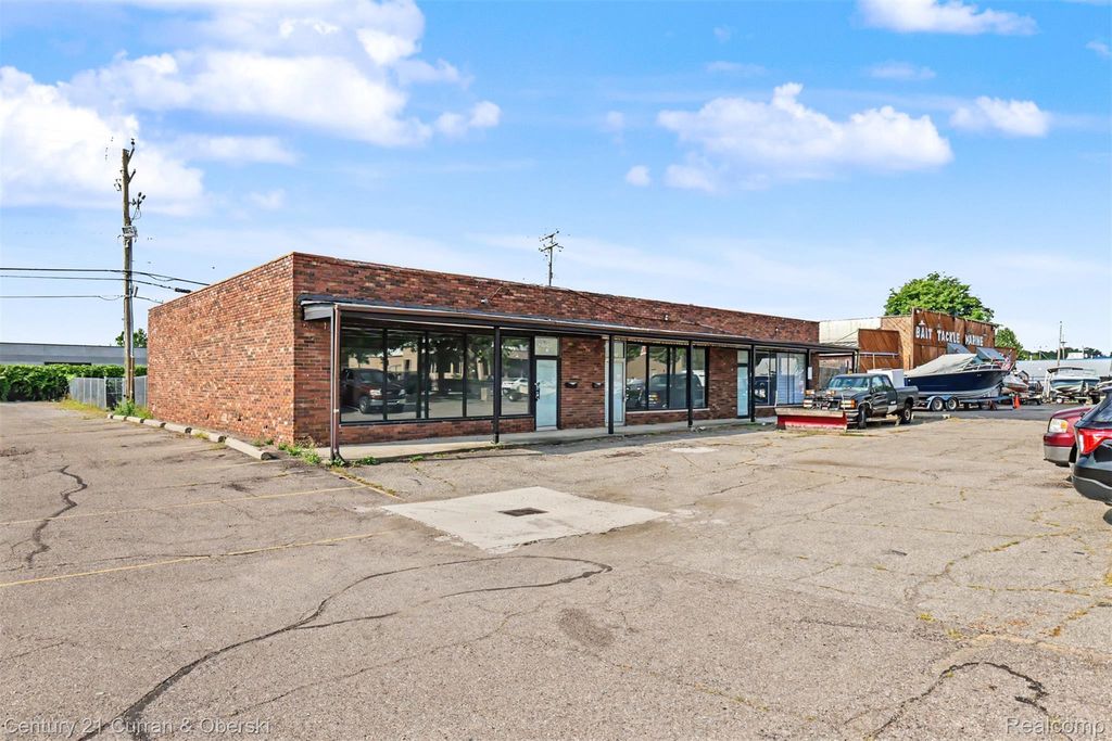 22909 Van Born Road, Taylor city