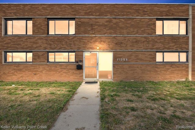 11047 And 11085 E 9 Mile Road, Warren