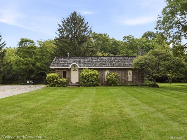 35040 Helze Lane, Richmond
