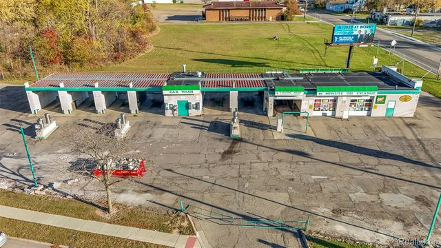 3422 Flushing Road, Flint