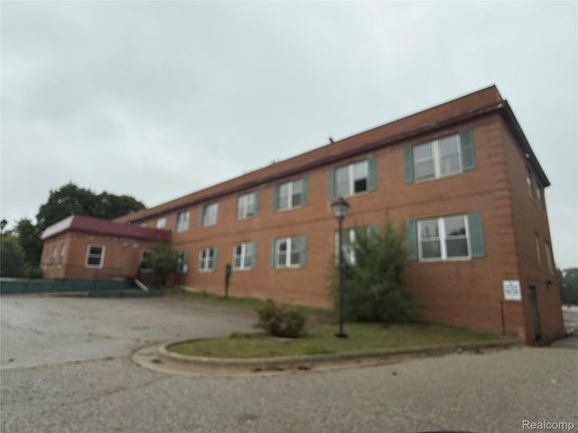 532 Orchard Lake Road, Pontiac