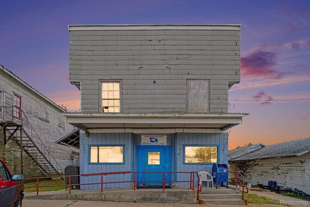 18 E Main Street, Breedsville