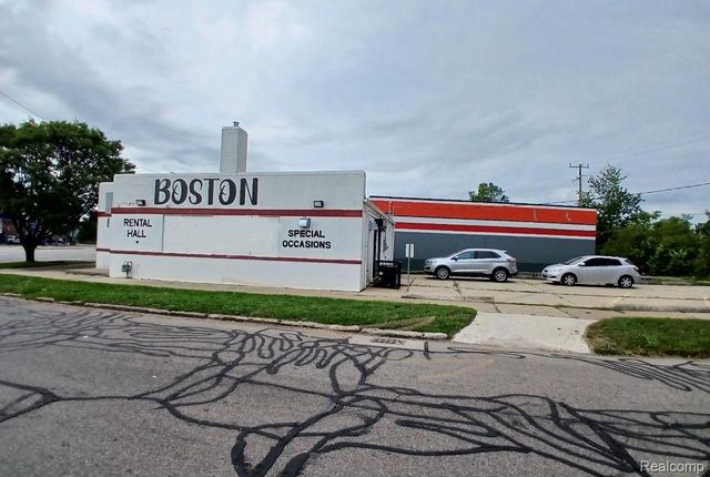 12645 Gratiot Avenue, Detroit