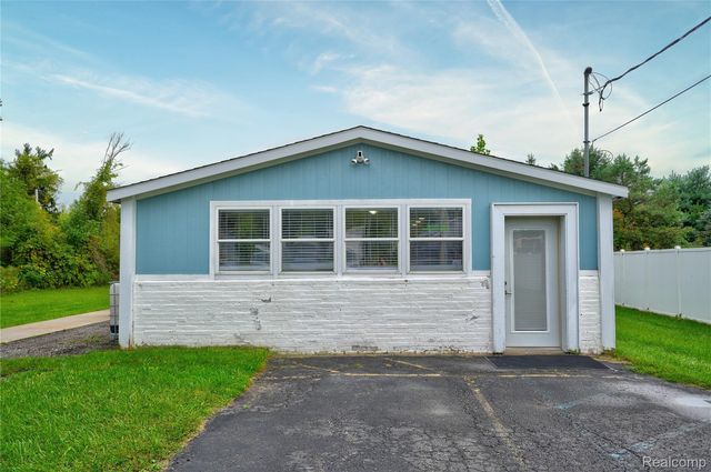 8020 E Richfield Road, Davison