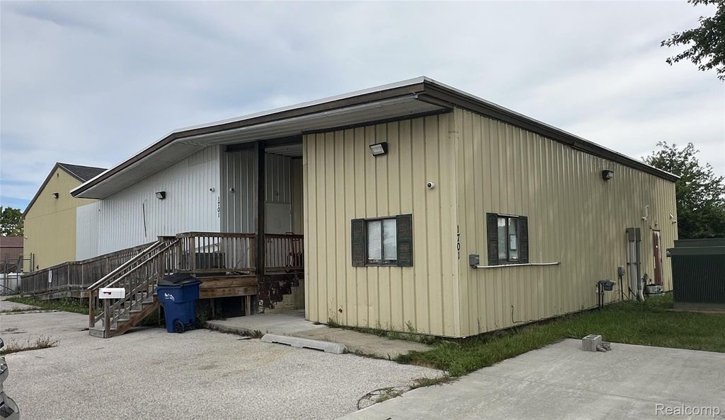 1701 Marquette Avenue, Bay City city