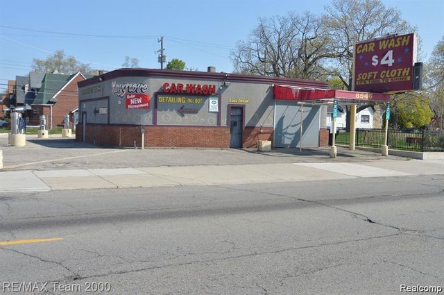 8546 Puritan Street, Detroit