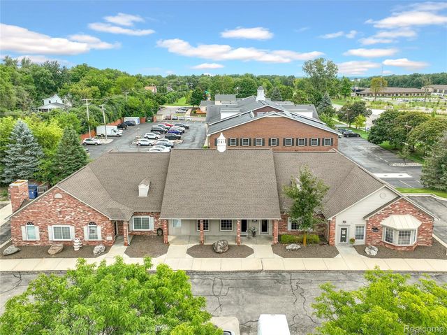 41074 7 Mile Road, Northville