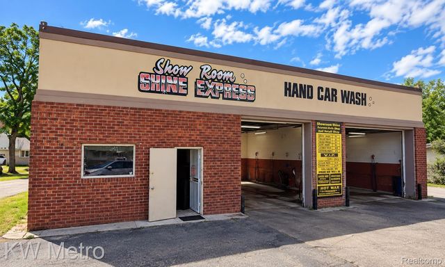 10401 Gratiot Avenue, Detroit