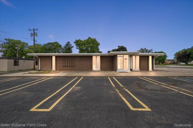 33433 6 Mile Road, Livonia