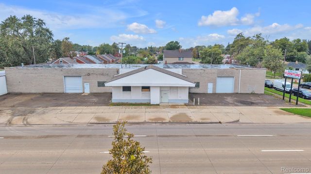 12436 Fort Street, Southgate