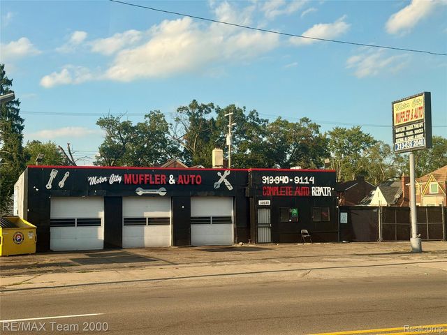 10520 W 7 Mile Road, Detroit