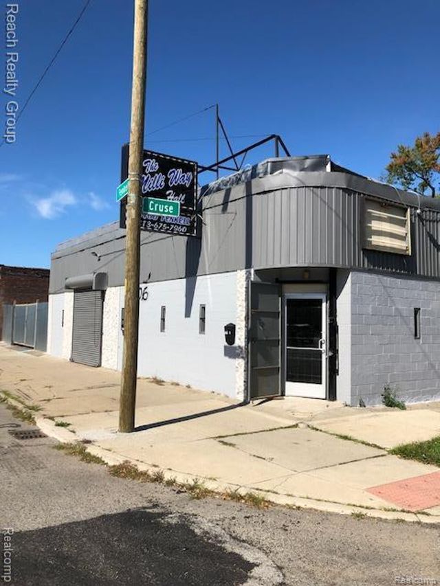 14100 Fenkell Street, Detroit