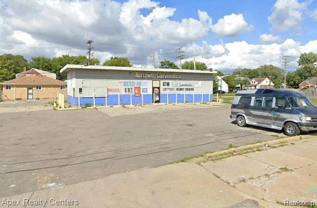 6701 E 7 Mile Rd, Detroit