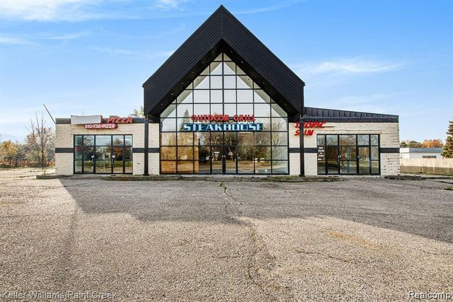 5030 E Coldwater Rd, Flint