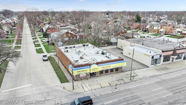 3807 Fort St, Lincoln Park