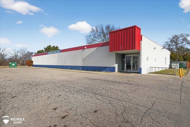3214 Flushing Rd, Flint