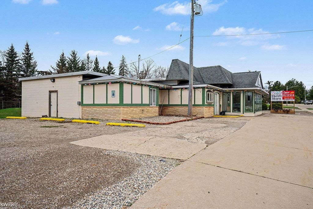 407 West Center St, Omer city