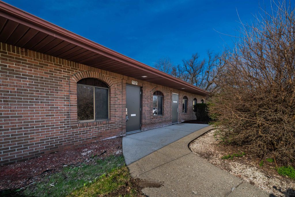 1121 Villa Linde Ct, Flint charter township