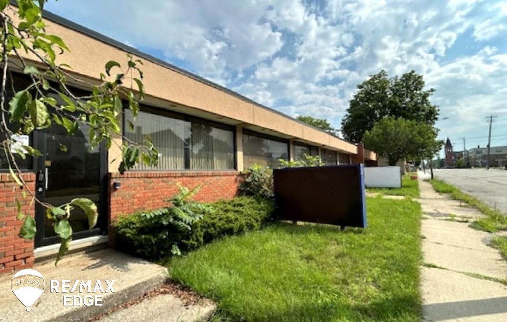 500 W Court St, Flint city
