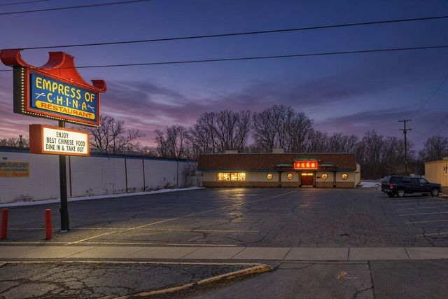 2320 S Dort Hwy, Flint