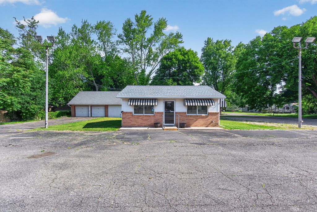 2000 W Ganson Street, Blackman charter township