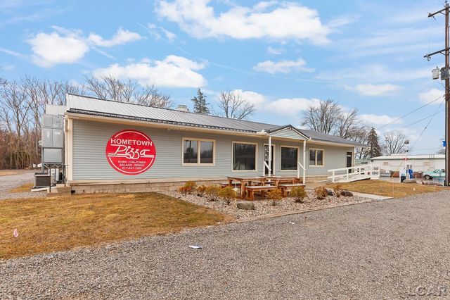 820 Manitou Rd, Manitou Beach