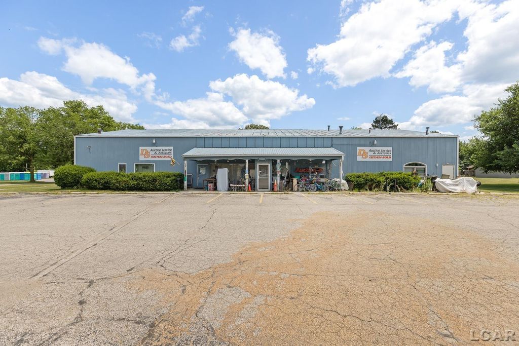 5315 Occidental Hwy, Tecumseh city
