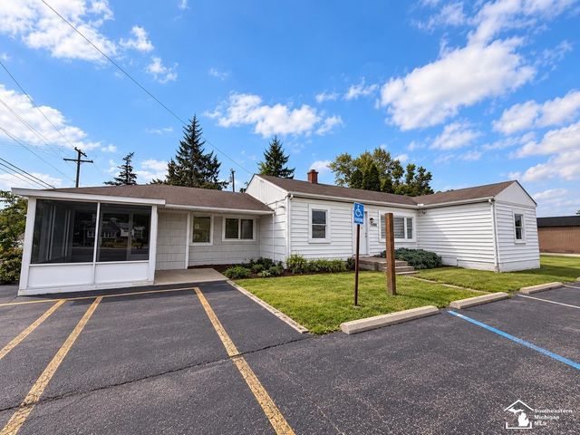 1492 N Monroe St, Monroe