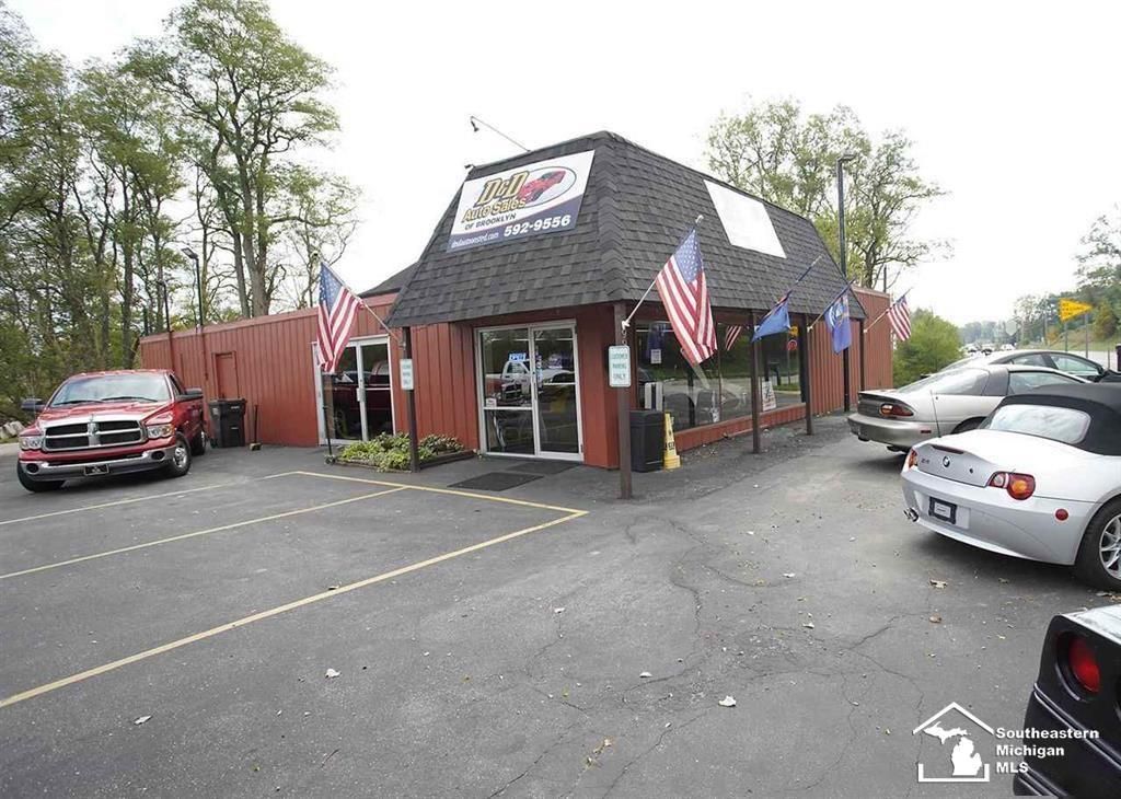 9947 Brooklyn Rd, Columbia township