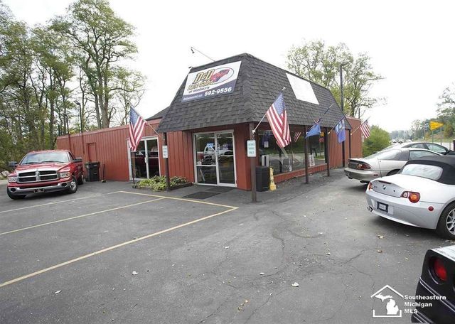 9947 Brooklyn Rd, Brooklyn