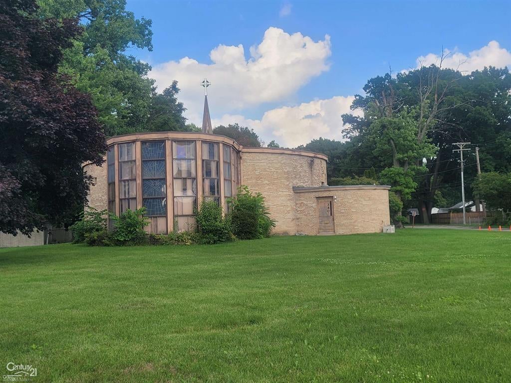 340 N Main St, Clawson city