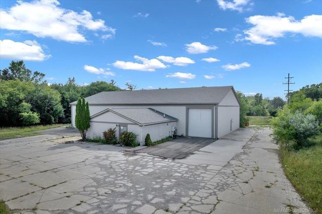1500 Mcmillan Rd, Owosso