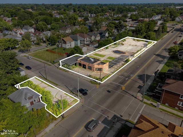 2500 Alter Rd, Detroit