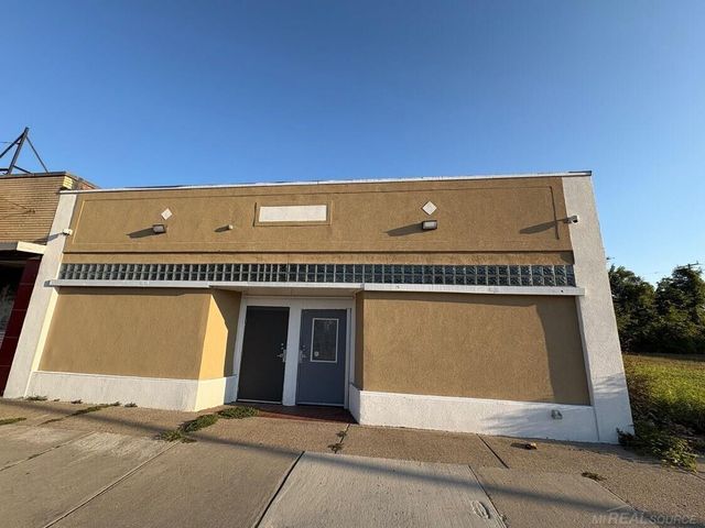 5117 E 7 Mile Rd, Detroit