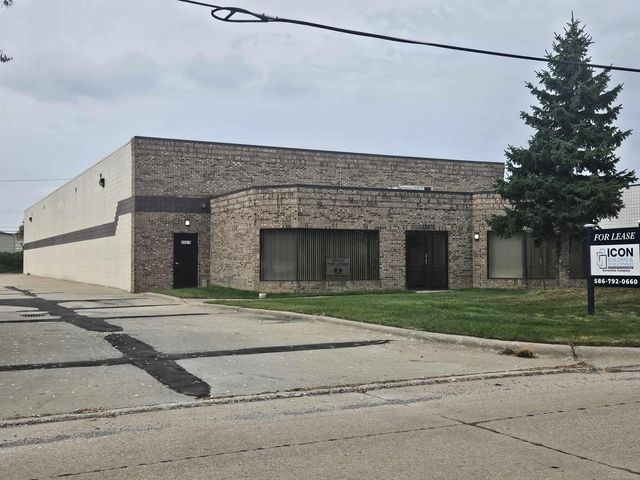 35075 Forton Ct, Clinton Township