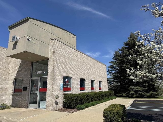 55951 Gratiot, Chesterfield Twp