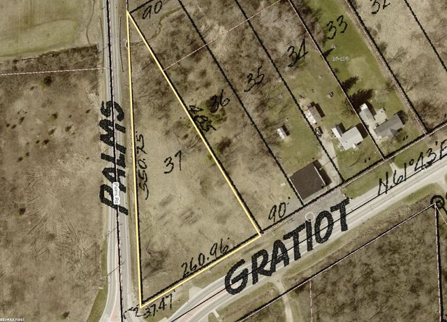 7992 Gratiot Ave, Columbus