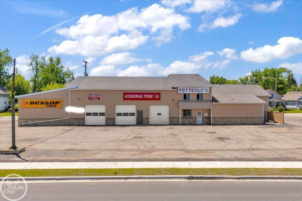 2026 Lapeer Rd, Port Huron city