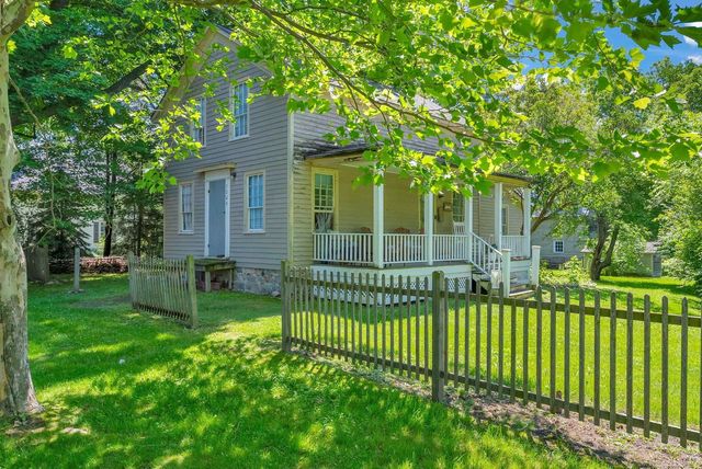 5699 Main St, Lexington