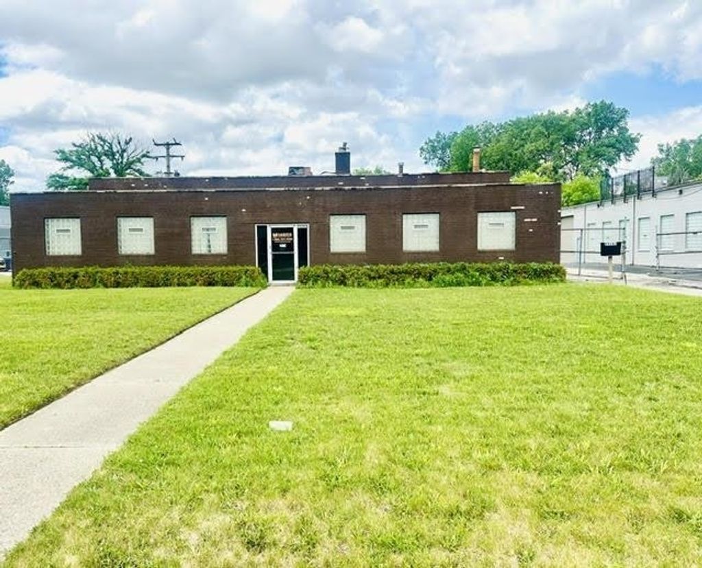 25141 Easy St, Warren city
