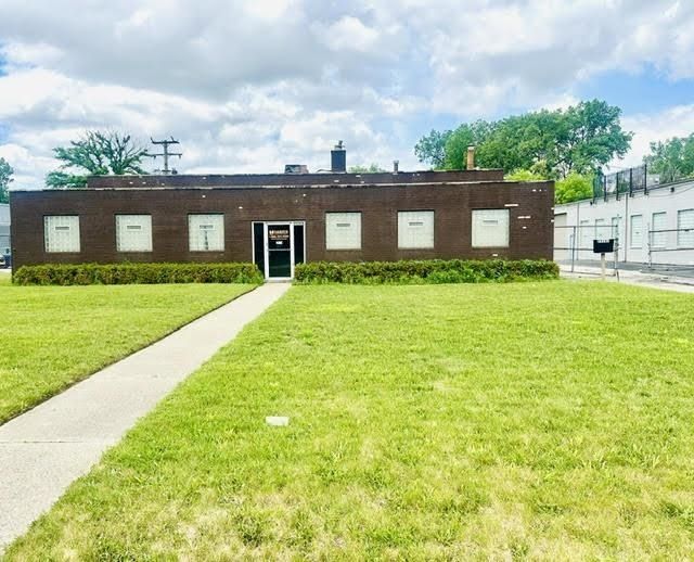 25141 Easy St, Warren
